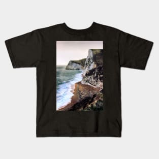 At the cliff edge Kids T-Shirt